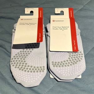 Lululemon Studio Tab Socks